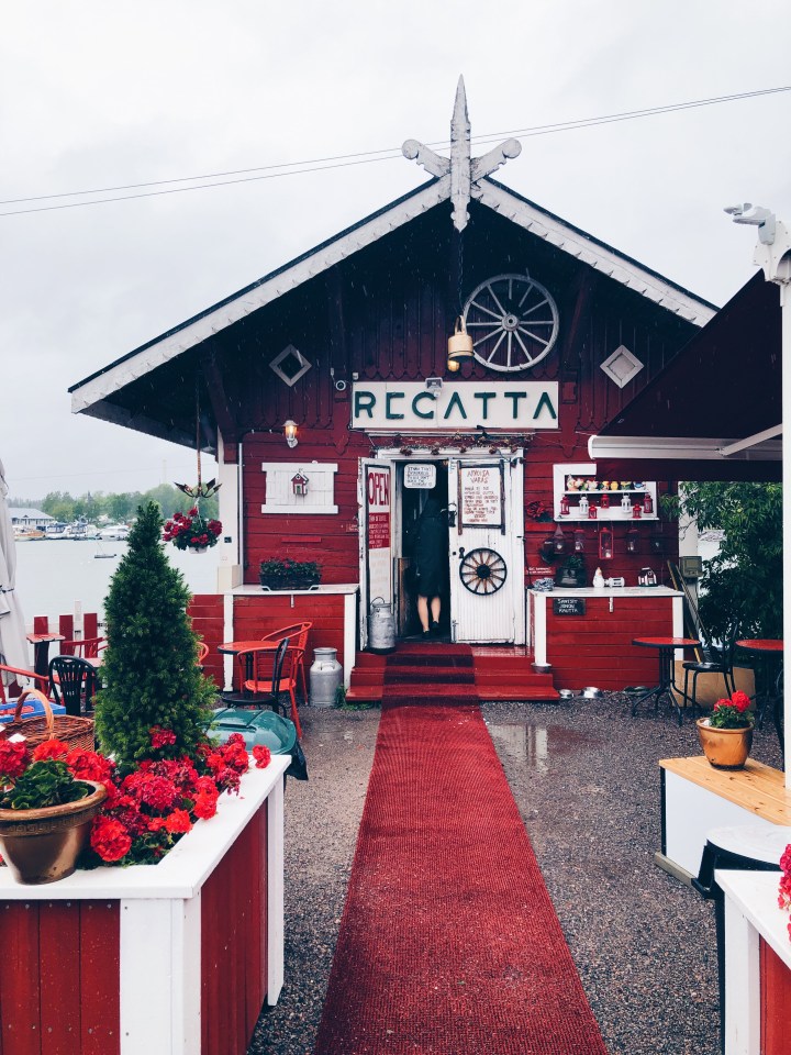 Flea market vintage shopping around&nbsp;Helsinki